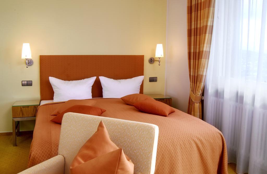 Restaurant-Hotel Maien Lörrach Eksteriør billede
