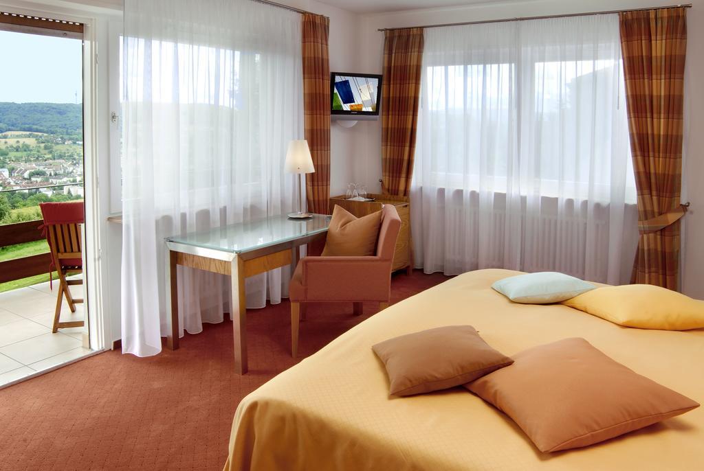 Restaurant-Hotel Maien Lörrach Eksteriør billede