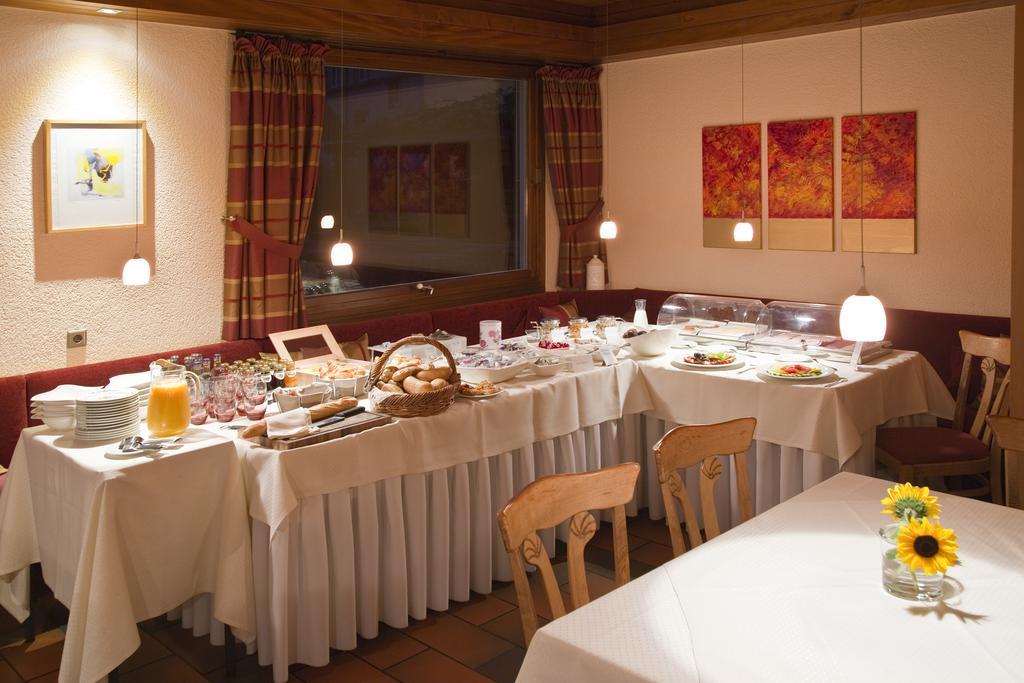 Restaurant-Hotel Maien Lörrach Eksteriør billede
