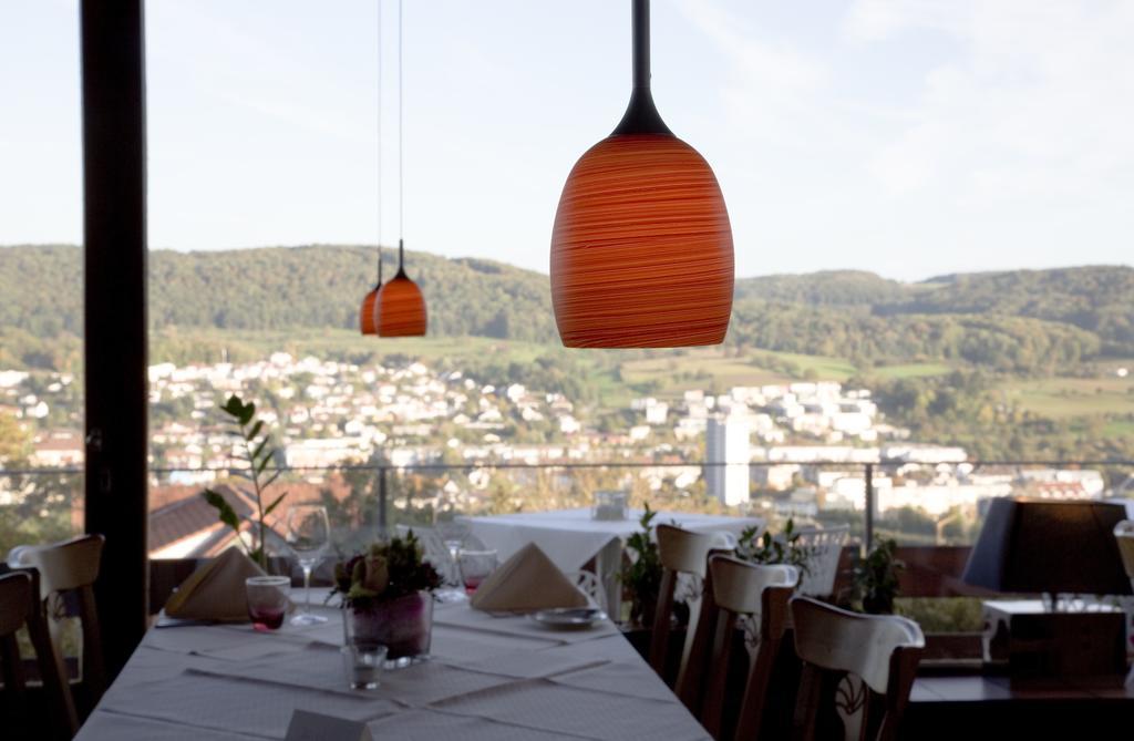 Restaurant-Hotel Maien Lörrach Eksteriør billede