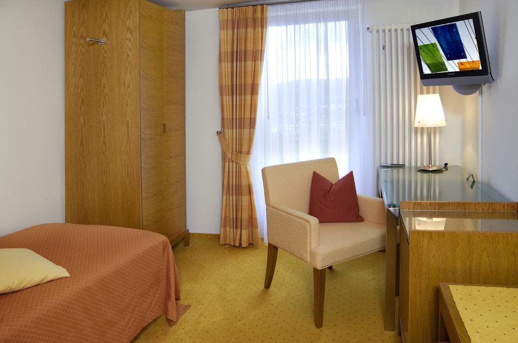 Restaurant-Hotel Maien Lörrach Eksteriør billede